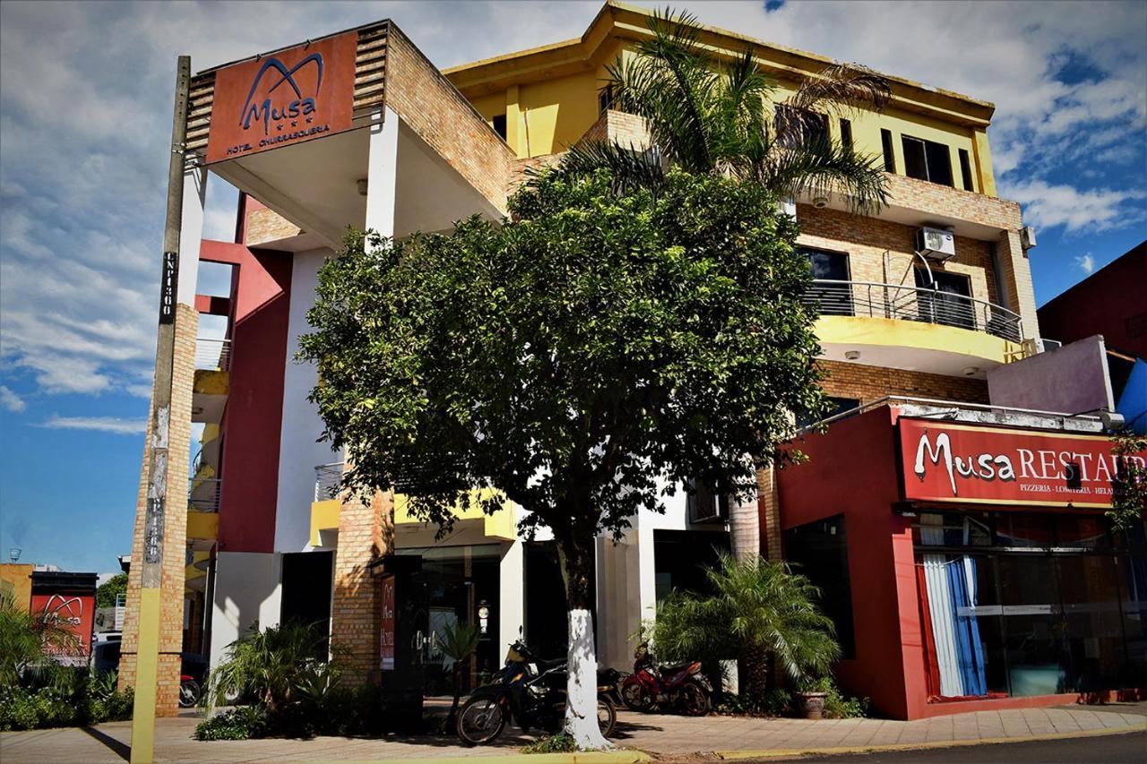 Musa Hotel Villarrica Buitenkant foto